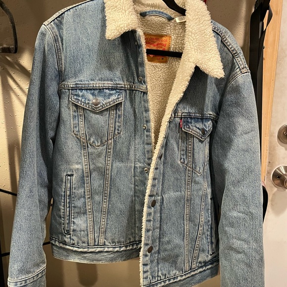 Levi's Blue Denim Jacket with Sherpa Collar - Picture 1 of 2